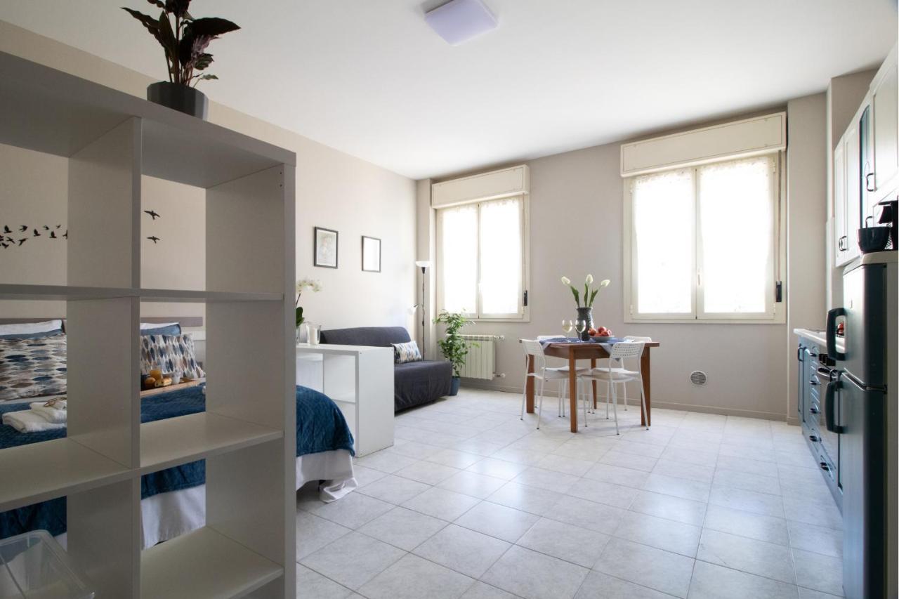 Happy Home Saronno Exterior photo